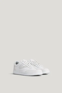 Court '79 — Sneakers Dam/Herr