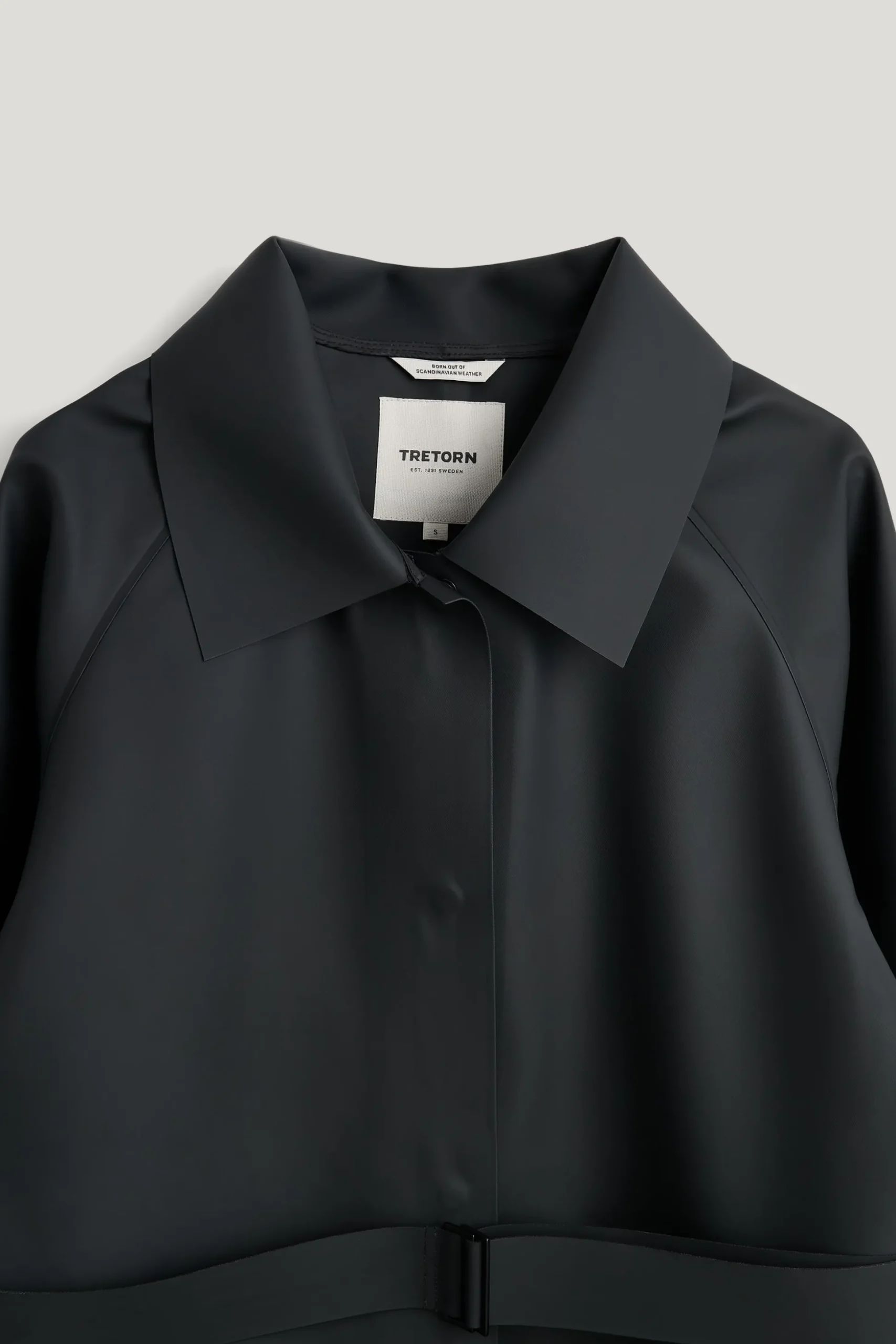 Raven Coat — Vattentät Trechcoat Dam